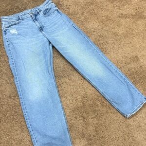 American Eagle size 8S jeans